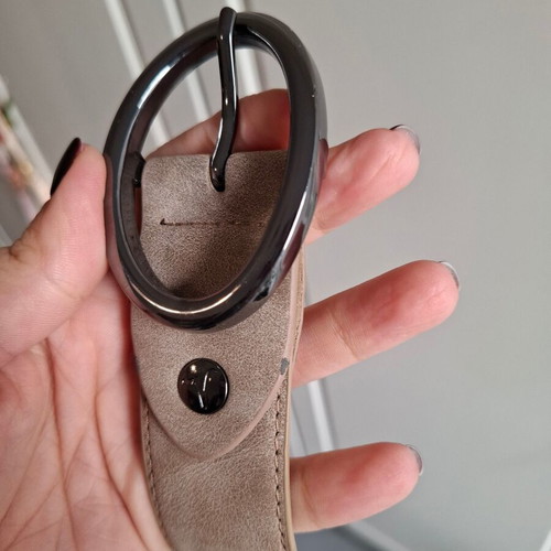 Verde belt beige 115cm new with statement anthracite buckle