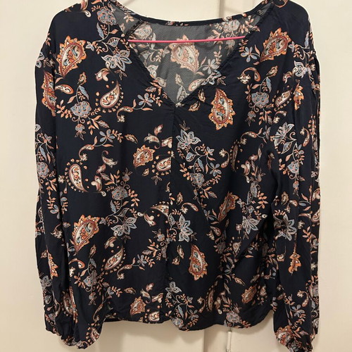 Blouse blue with lachouri pattern like new