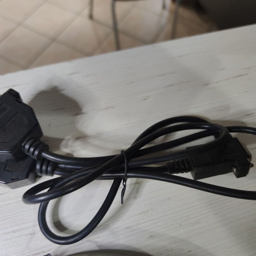 Serial and parallel cables used, pack of 3 pieces