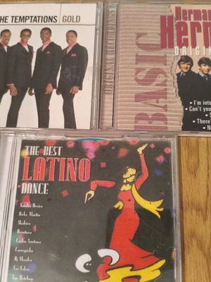 3 music CD collections like new with Gary Glitter gift