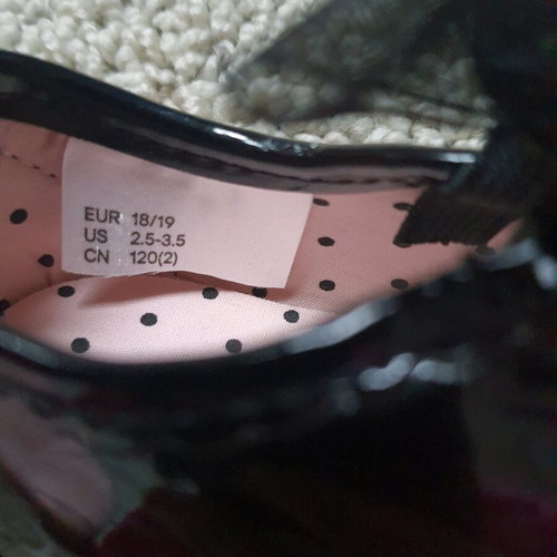 H&M baby ballerinas size 18/19 new with gift socks