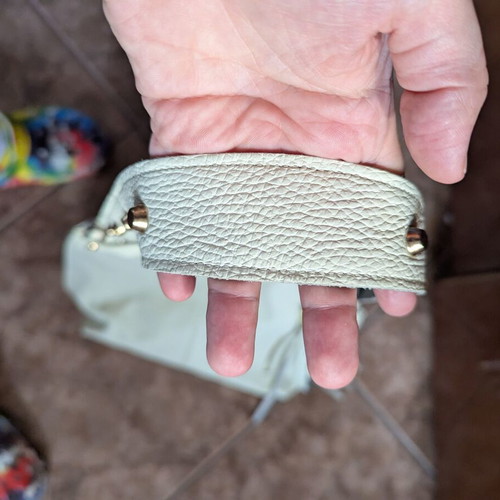 Bonendis leather shoulder bag used, white