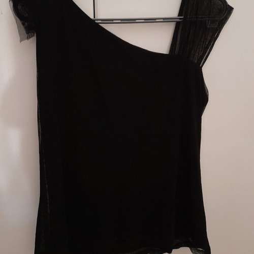 Women's sleeveless black blouse with white pearls size L like new