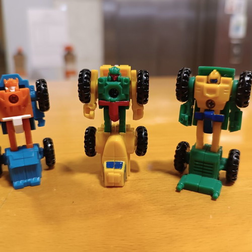 Transformers G1 Micromasters Monster Trucks like new incomplete set