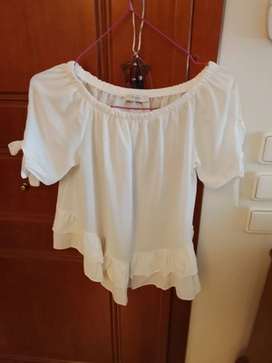 Μπλούζα boho άσπρη μέγεθος small σαν καινούργιο