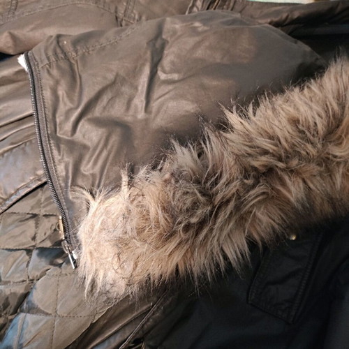 Olive parka jacket like new with waterproof fabric and fur hood