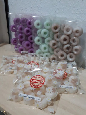 Donut wax melts like new, pack of 10, coconut wax