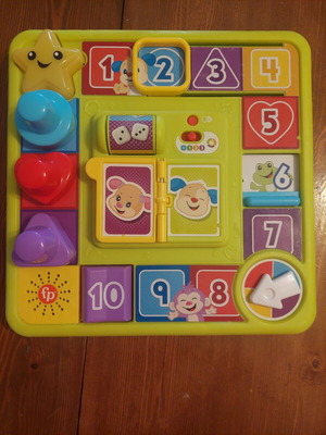 Fisher Price βρεφικό παιχνίδι μεταχειρισμένο με μουσική και φως