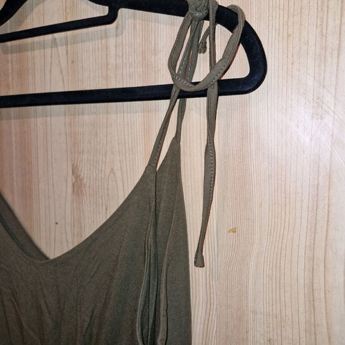 Green long dress Reline size L like new