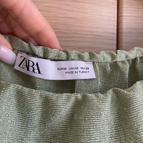 Zara shiny blouse like new, size M
