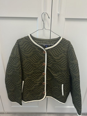 Jacket one size olive green, like new