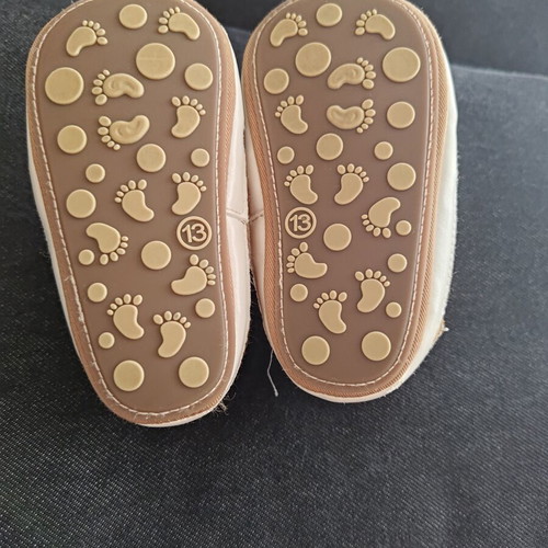 Baby shoes Agklias camel/tan size 18-19 like new
