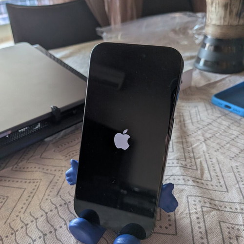iPhone 15 Pro 256GB Blue with Apple case
