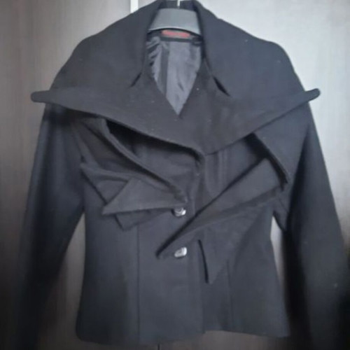 Coat like new, short black, size S