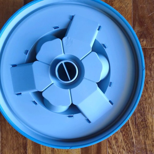 Trixie Tunnel Feeder Activity Toy like new