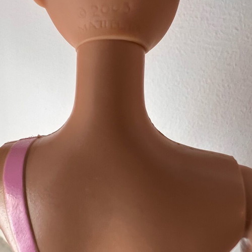 Barbie pink body & turquoise skirt doll 2002, like new
