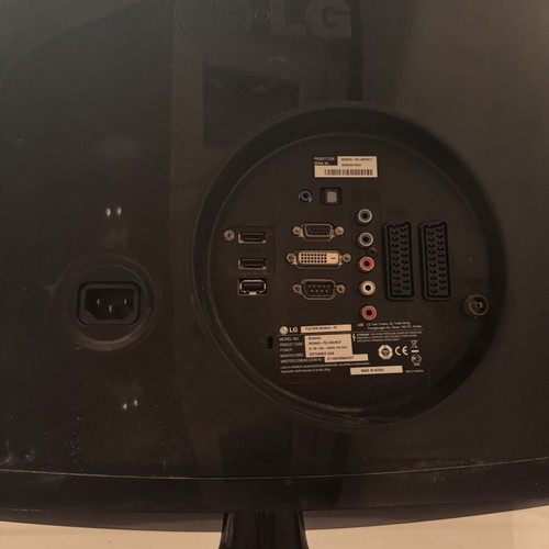 LG Flatron TV Monitor 20 Inch Model M2094DJ Like New