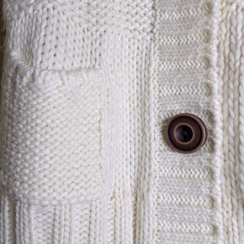 White knitted cardigan vest s.Oliver size M like new