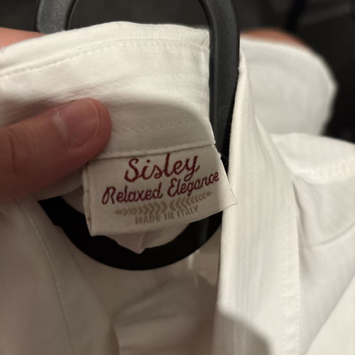 Sisley White Sleeveless Shirt like new, size M