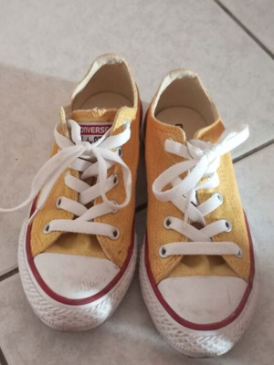 Παιδικά παπούτσια Converse νούμερο 29, κίτρινα