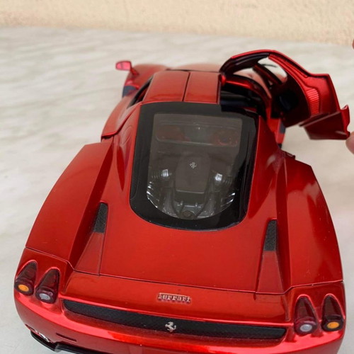 Ferrari Enzo 1:18 μινιατούρα σαν καινούργιο, original