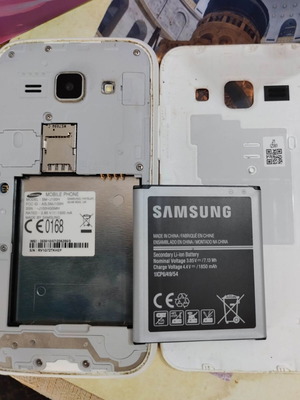 Samsung Galaxy J1 2016 used, white, 1GB RAM, 5MP camera