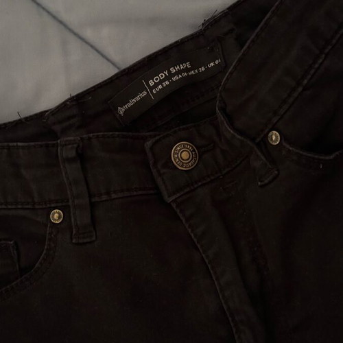 Stradivarius Skinny Jeans size XS black like new