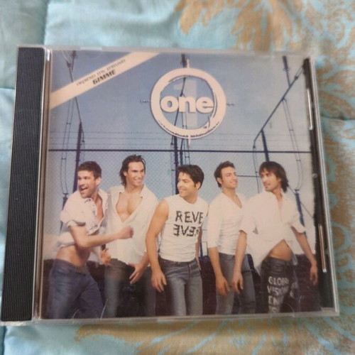 One Gimme CD used