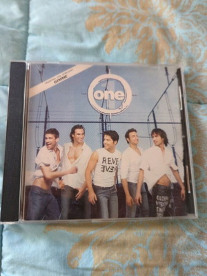 One Gimme CD used
