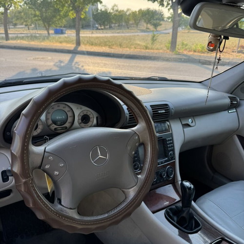Mercedes C200 Kompressor 1800cc elegance sedan