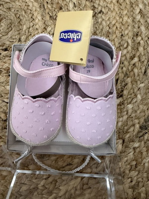 Chicco Baby Shoes Size 19 Pink with Soft Fabric Sole