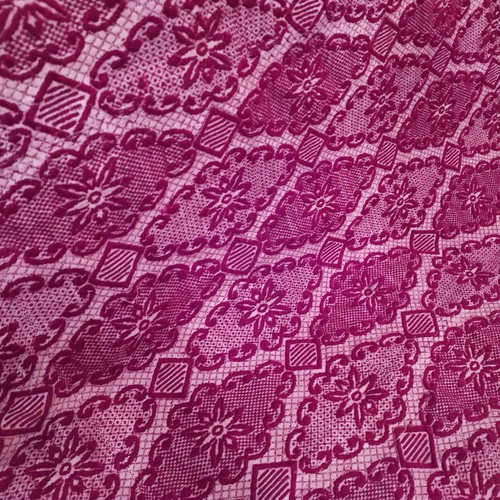 Caramel blankets like new, set of 2, dark red