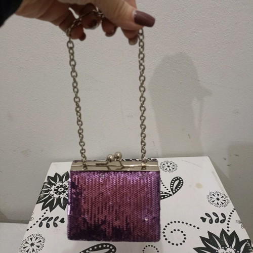 Clutch bag polygonal like new with purple sequins