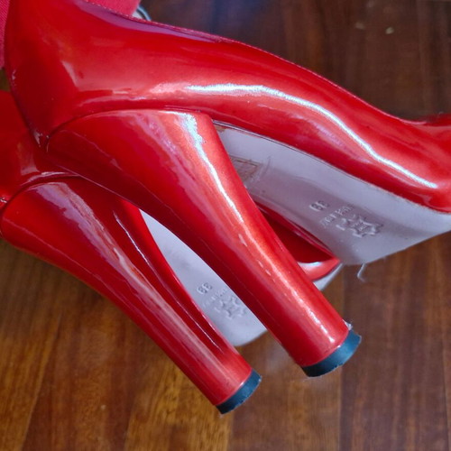 Agent Provocateur Katie Seduce Me red patent leather pumps