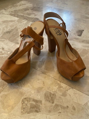 Brown platform sandals used, size 39, 3cm wedge, 13cm heel
