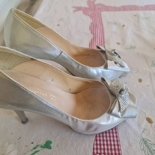 Ellen collection silver 10cm heels used, size 37