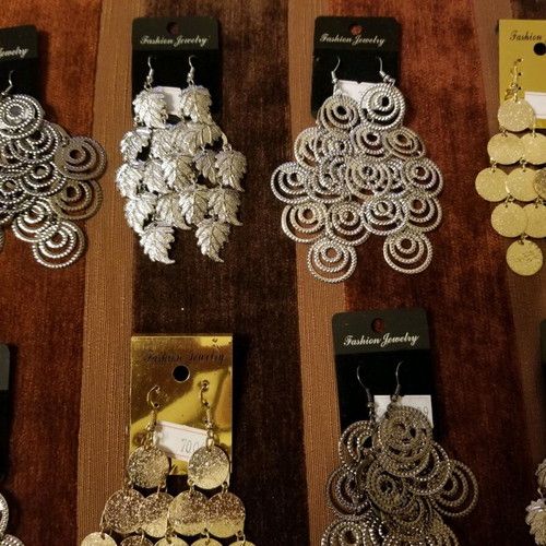 Earrings new, set of 11 pieces
