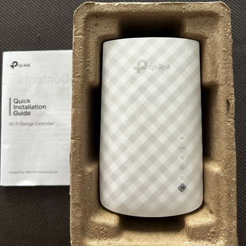 Tp Link Range Extender 750 like new
