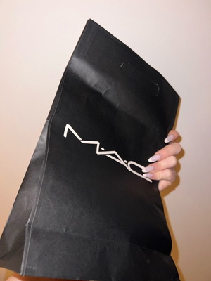 Mac paper bag new