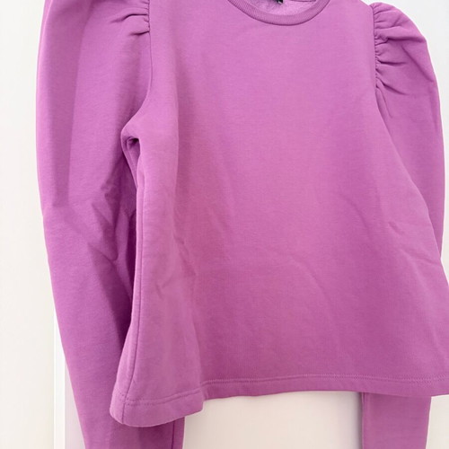 Zara blouse with sleeve design, like new, size M