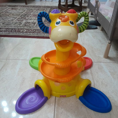 Children's toy like new with ball