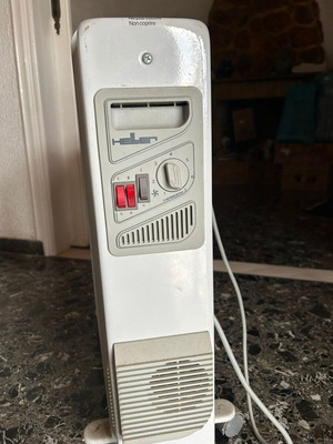 Καλοριφέρ λαδιού με επιλογή ανεμιστήρα σαν καινούργιο