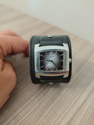 Guess I65186G1 watch with stainless steel and leather strap, used