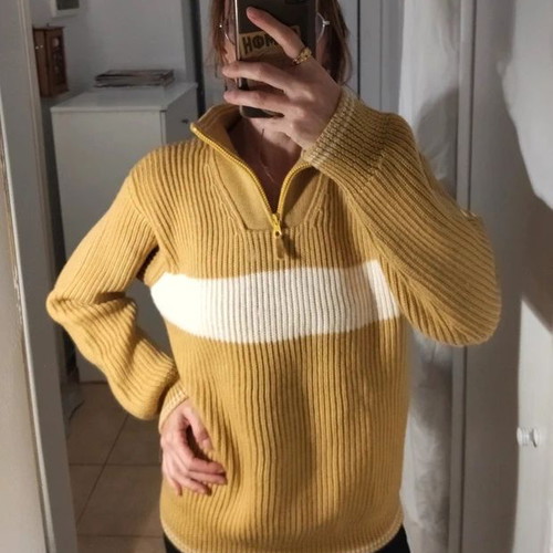 Vintage turtleneck sweater like new, mustard with white stripe