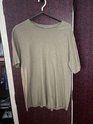 Zara blouse 52% linen 48% cotton, unworn with cut label