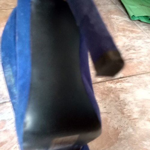 Voi and Noi blue pumps like new, 10 cm heel, size 38