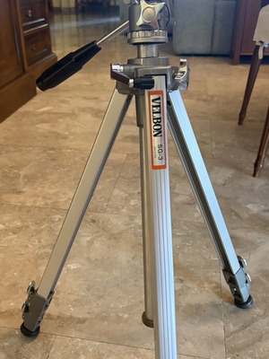 Velbon DV-40 tripod, dempokan