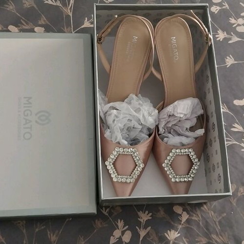 Migato pumps like new, satin, size 39, beige