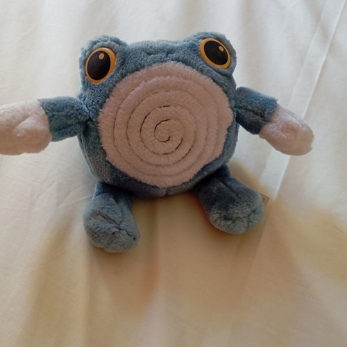 Pokémon Polywhirl plush toy, like new, 15cm