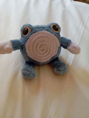 Pokémon Polywhirl plush toy, like new, 15cm